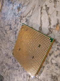 Procesor AMD FX-6350 Black Edition Hexacore 3,9 GHz (Turbo: — defect, funcționează parțial: pini îndoiți (stare: vezi poza a 2-a) 4