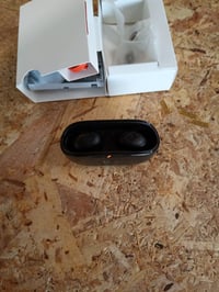Căști True Wireless Bluetooth JBL Wave Buds 2 cu anulare a zgomotului, autonomie de 40 de ore — set de pernuțe incomplet (stare: vezi a 2-a imagine) 3