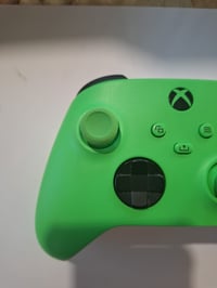 Xbox vezeték nélküli kontroller Velocity Green színben - Xbox One, Series X — A bal oldali joystick driftel (állapot: lásd a 2. képet) 3