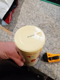 SIGG Miracle Butterfly gyerek alumínium kulacs 0,4 L - sárga, pillangós mintával, BPA-mentes — alján horpadás (állapot: lásd a 2. képet) 2
