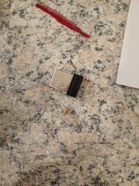Mouse ergonomic vertical fără fir reîncărcabil Trust Yuno, 2.4GHz, negru, 70 la sută — fără încărcător (stare: vezi a doua imagine) 3