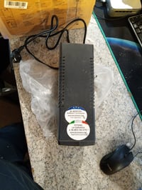 Sursă de alimentare neîntreruptibilă (UPS) Tecnoware ERA PLUS 750VA pentru PC, modem, NAS, POS — defectă, pentru piese: nu funcționează (stare: vezi a 2-a poză) 2