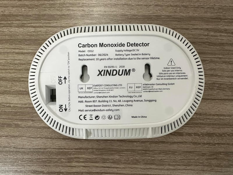 XINDUM LCD-s szénmonoxid riasztó 10 éves elemmel, otthoni használatra (fekete)