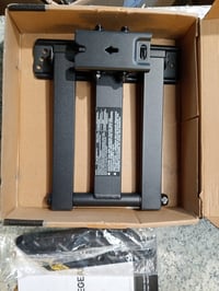 Perlegear TV zidni nosač za ravne i zakrivljene televizore od 26-60 inča, nagibni i zakretni — nepotpun set pribora (stanje: vidi 2. sliku) 3