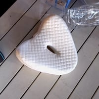 Pernă ortopedică pentru genunchi LITSPOT LP01 cu spumă cu memorie pentru dormitul pe o parte, albă, 28x26x17 cm, pentru dureri de șold și spate, fără bandă de fixare 2