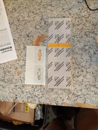Capcană adezivă pentru molii de haine Neudorff Permanent, care se poate agăța în dulap, fără insecticide, inodoră, acțiune timp de 3 luni – 1 buc. (ambalaj incomplet) 4