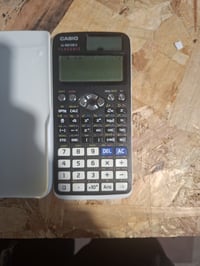 Casio FX-991DE X ClassWiz tudományos számológép természetes kijelzővel, fekete, 16,6 x 7,7 cm, használt 4