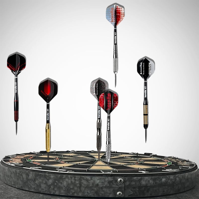KOTO Professzionális Darts Szőnyeg - Piros, 285x80 cm, Csúszásmentes, Dobóvonal Jelzővel, Eredményjelzővel, Padló és Nyíl Védelem