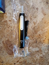 Periuță de dinți electrică Oral-B iO Series 3 - Negru, tehnologie oscilatorie-rotativă, protecție pentru gingii — fără etui (stare: vezi a 2-a imagine) 3