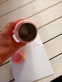 Nerezová termoska SIGG Shield ONE Playful Peach na sýtené nápoje, nepriepustná, bez obsahu BPA, ružová, 1 l 3