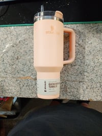 Termoska so slamkou Stanley Quencher H2.0 FlowState 1,2 l – Orange Cream – použitý, vyskúšaný stav (stav: pozri 2. obrázok) 2