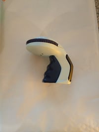 Ručný embossovací štítkovač DYMO Omega, 9 mm páska, biely nápis na čiernom podklade, jedno balenie 2