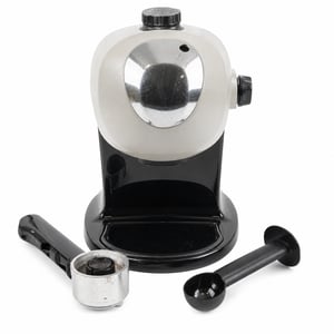 Espressor Manual De'Longhi cu Sistem de Spumare a Laptelui, Negru-Argintiu, Compatibil cu Pad-uri ESE și Cafea Măcinată – Utilizat