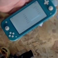 Prenosná herná konzola Nintendo Switch Lite tyrkysová - Viditeľné — Na produkte sú viditeľné škrabance a známky opotrebovania spôsobené používaním (stav: pozri 2. obrázok) 2
