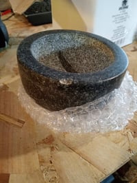 JADE TEMPLE Kamenná mažiar s tĺčikom, masívna žula, priemer 13 cm, výška 7 cm, sivá – kozmetické poškodenie (odštiepené) (stav: pozri 2. obrázok) 2