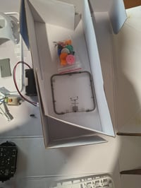 Inteligentná stavebnica robota Kosmos Chipz 621001 pre deti od 8 do 14 rokov, sledovanie pohybu – chýba zadný kryt ovládacieho panela (stav: pozri 2. obrázok) 7