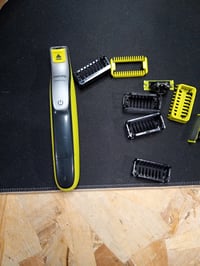 Philips OneBlade 360 QP2834/31 električni brijač i trimer za lice i tijelo, 3 x 360 oštrica, 4 kom — rabljeno (stanje: vidi 2. sliku) 4