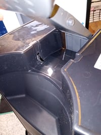 Sundis StepBin kanta za smeće na pedalu od 50 litara — neispravna, djelomično funkcionalna: ležište pedale je istrošeno, ne može se otvoriti pomoću nje (stanje: vidi drugu sliku) 3