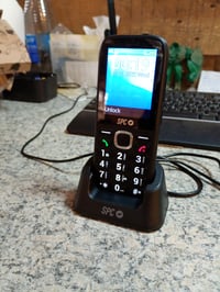 SPC Fortune 2 Max 4G mobilni telefon za starije osobe s postoljem za punjenje, zaslon od 2,4 inča, velike tipke, SOS tipka, zvuk zvona od 104 dB, crni, rabljeno 3