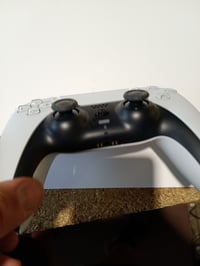 Bezdrôtový ovládač Sony DualSense pre PS5 biely – používaný stav 3