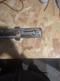 Lampă spate HELLA 2SK 964 596-021 cu bec, transparentă/roșie, partea dreaptă, Mercedes-Benz — capac carcasă lipsă (stare: vezi poza a 2-a) 3