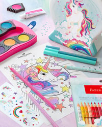 Sada farebných ceruziek Faber-Castell Colour Grip Unicorn Special Edition — 5 ks (zvyšková súprava z pôvodnej), vodou rozmyvateľné pastelové trblietavé ceruzky, s nálepkou 7