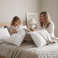 Luxusný vankúš FAM' Home 50x60 cm, 2 ks – Ergonomický biely vankúš na spanie s náplňou 600 g, vhodný pre alergikov, prateľný na 95 °C 9