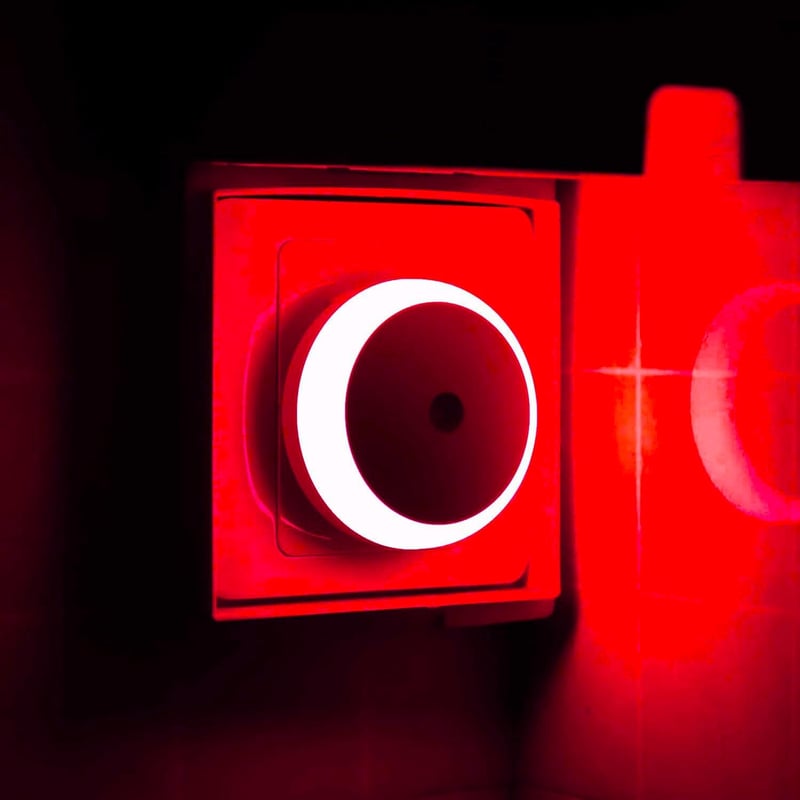 FanFuGuo LED Éjszakai Lámpa Gyerekeknek Szenzorral 3db Piros