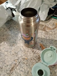 SIGG Shield Therm One Jungle gyerek szigetelt kulacs 0,5 L - rozsdamentes acél — horpadt, vízköves, karcos (állapot: lásd a 2. képet) 3