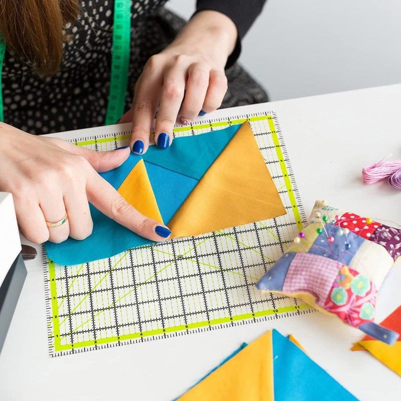 ANSIO 12,5" Átlátszó Patchwork Vonalzó Fekete-Neon Ráccsal