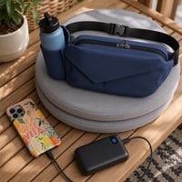 Fesztivál túlélőcsomag: telefontok + vízálló övtáska kulacstartóval + 2 db ülőpárna + powerbank 1