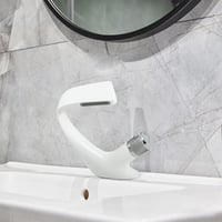 Solvex modern fehér vízesés mosdócsap, króm egykaros keverő 3