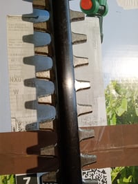 Foarfecă de tuns gard viu telescopică cu acumulator Bosch UniversalHedgePole 18 (fără acumulator și încărcător) – produs utilizat, stare incompletă 2