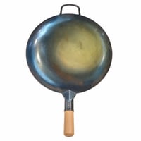 YOSUKATA Wok panvica z modrej uhlíkovej ocele s plochým dnom 34 cm – Vysokoodolná oceľová panvica wok s drevenou rukoväťou, používaná 1