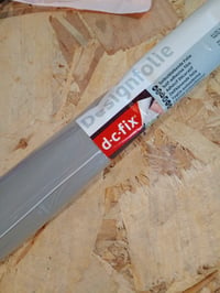 Folie decorativă autoadezivă pentru mobilă d-c-fix, satin gri, 90 cm x 2,1 m — folie ușor presată la mijloc (stare: vezi a 2-a fotografie) 3