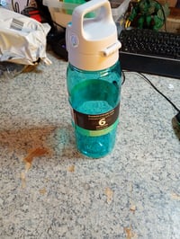 SIGG Total Color ONE Aqua boca za vodu 1 L – Tritan, bez BPA, za gazirane napitke, ne propušta — isprobano (stanje: vidi 2. sliku) 2