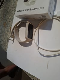 Inteligentný náramok Xiaomi Smart Band 9 Active, 1,47" — chybný, na náhradné diely: Nenabíja sa a na nič nereaguje (stav: pozri 2. obrázok) 3