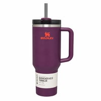 Cană termos Stanley Quencher H2.0 FlowState cu pai, 1,18 L, culoare prună, oțel inoxidabil, izolație cu perete dublu, varianta Core, utilizată 1