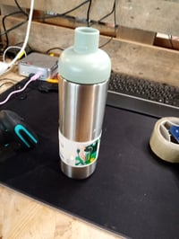 Sticlă de apă din oțel inoxidabil Mepal Vita 900 ml, culoarea Nordic sage, cu 2 deschideri, etanșă — fără capac (stare: vezi poza 2) 2