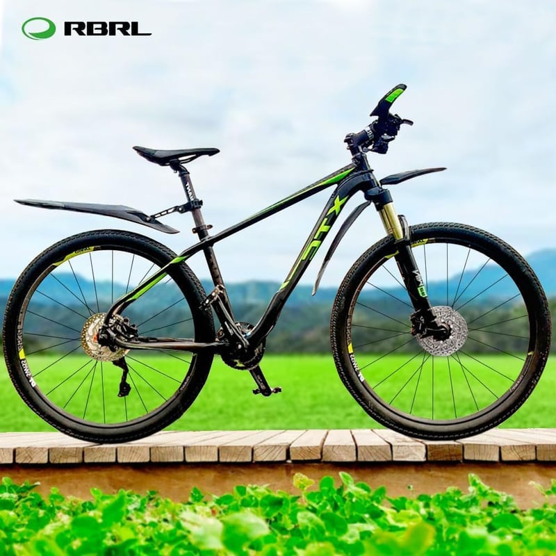 RBRL Kerékpár Sárvédő Szett 24-29 Colos Kerekekhez - Univerzális Gyorsrögzítésű MTB Sárvédő Víz és Sár Ellen, Szerszám Nélküli Szereléssel - Classic black, 25*5.9*7.8inches