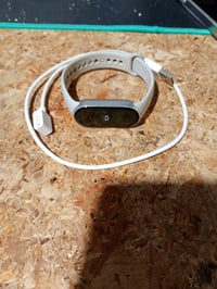 Inteligentný náramok Xiaomi Smart Band 10 v striebornej farbe, 1,72" AMOLED displej, meranie tepu a SpO2, vodoodolnosť 5ATM, 21-dňová výdrž batérie, 150+ športových režimov 2