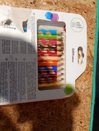 STABILO EASYcolors EasyStart ergonomske trokutaste drvene bojice za dešnjake, 11 komada u miješanim bojama sa šiljilom 3