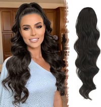 Coadă de cal extensie FESHFEN din fibră sintetică, ondulată, 24 inch (60 cm), negru natural, cu clips și panglică de fixare pentru femei și fete 1