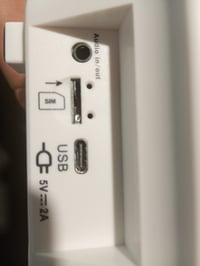 VOCA CP141 Nagy Gombos Telefon Időseknek, 4G SIM, SOS Karkötő — hibás, alkatrésznek: sérült SIM-foglalat (állapot: lásd a 2. képet) 2