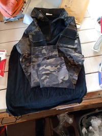 Pánska taktická bojová košeľa WISEONUS s dlhým rukávom, airsoft, paintball, BDU, čierna s maskovacím vzorom CP, vrátane chráničov lakťov, na poľovačku a streľbu, veľkosť S 2