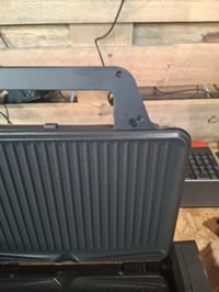 Kontaktný gril WMF Lono 2 v 1, stolný gril s odnímateľnými grilovacími doskami vhodnými do umývačky riadu, 2100 W – Poškriabaný, so škvrnami (stav: pozri 2. obrázok) 9