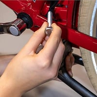 Dvojnohý stojan na bicykel Fischer Jumbo s nosnosťou 80 kg – čierny 6