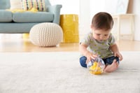 Fisher-Price 75676 WaterMates Loptička s kačičkou a konfetami – Detská hračka do vane a loptička na rozvoj zručností od 3 mesiacov 3