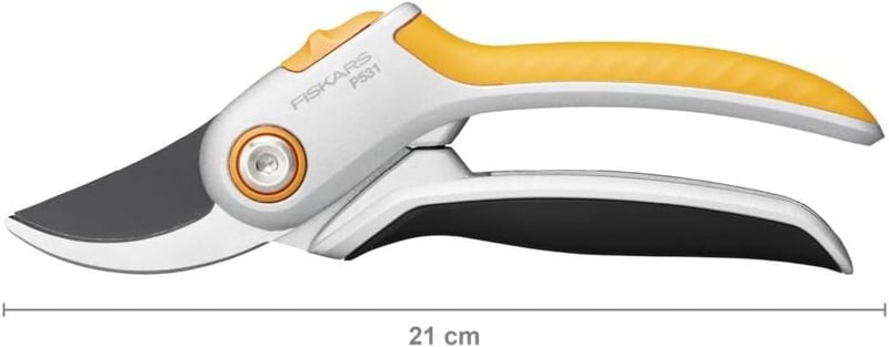 Fiskars Bypass Metszőolló Friss Ágakhoz, Tapadásmentes Bevonatú Acél Pengék, Alumínium Nyél, Fekete/Narancs, Plus P531