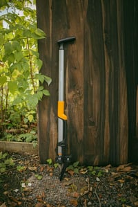 Fiskars Ergonomic izvlači korov 1082708 | Dugačka drška, 4 kraka od nehrđajućeg čelika, ergonomska drška, sustav za izbacivanje, crna/narančasta 3